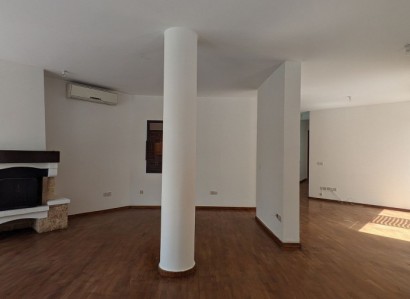 Strovolos, Nicosia Semi Detached Villa For Sale | WW12292