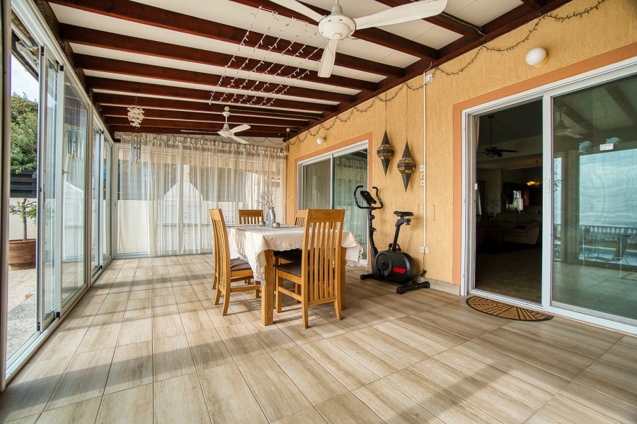 Bungalow For Sale  in  Peyia