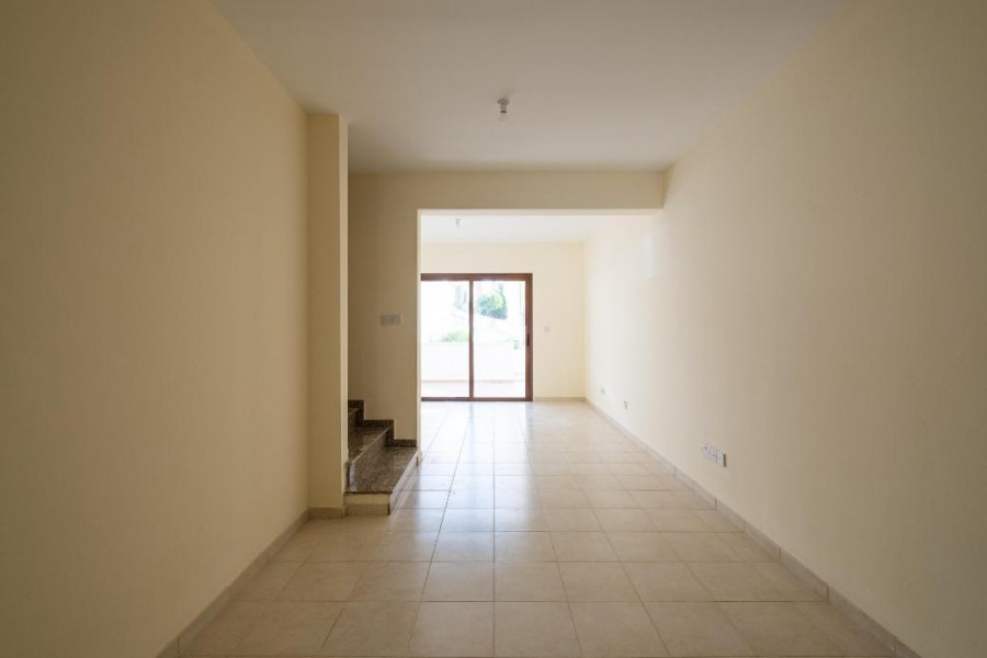 Town House / Maisonette For Sale  in  Peyia