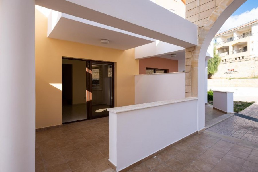 Town House / Maisonette For Sale  in  Peyia