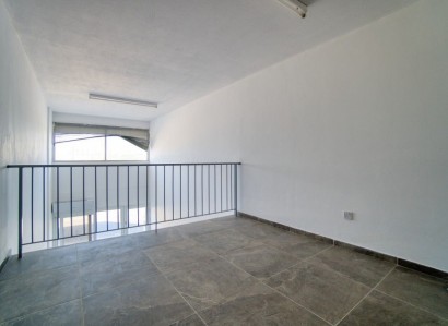 Paphos, Paphos Shop For Rent | WW12403