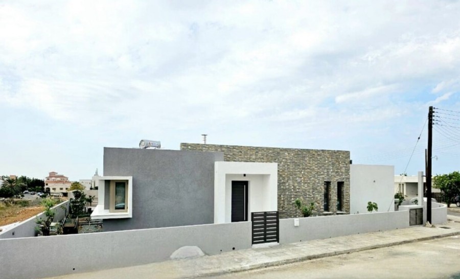 Detached Villa For Sale  in  Empa