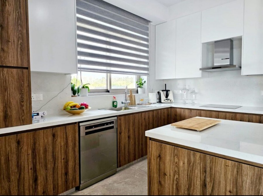 Detached Villa For Sale  in  Empa