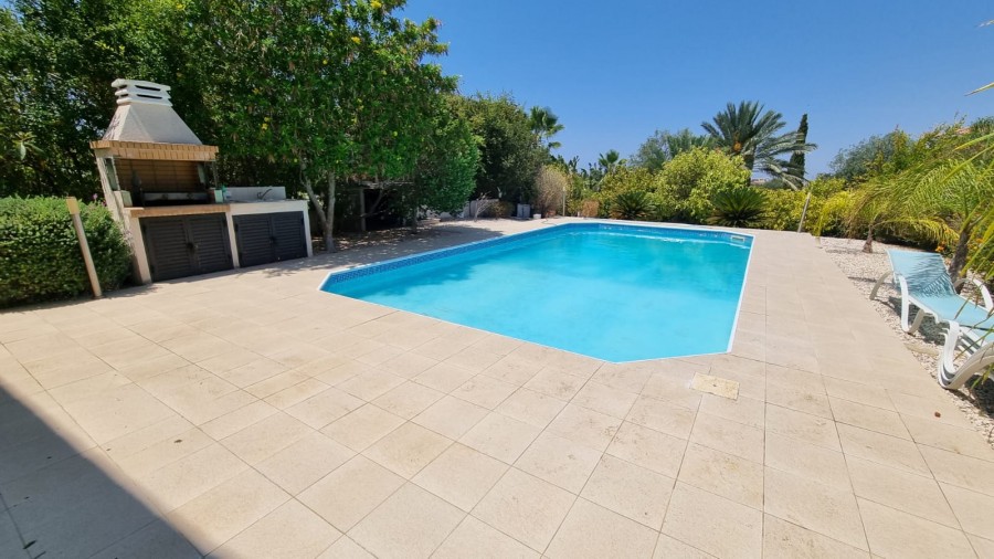 Detached Villa For Rent  in  Kouklia - Secret Valley