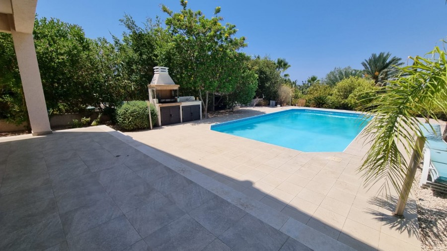 Detached Villa For Rent  in  Kouklia - Secret Valley