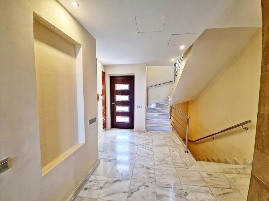 Detached Villa For Sale  in  Neo Chorio