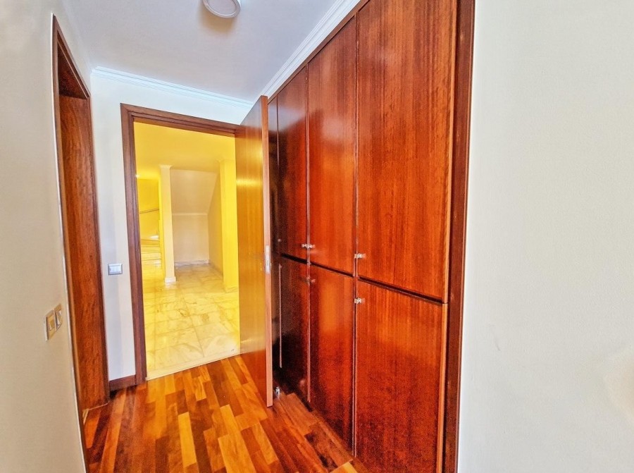 Detached Villa For Sale  in  Neo Chorio