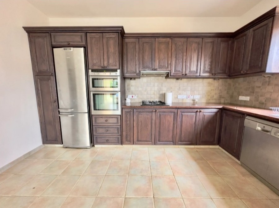 Detached Villa For Sale  in  Tsada