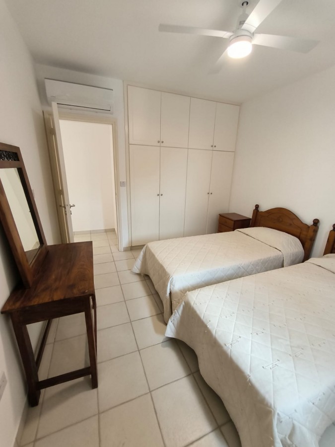 Apartment For Rent  in  Peyia