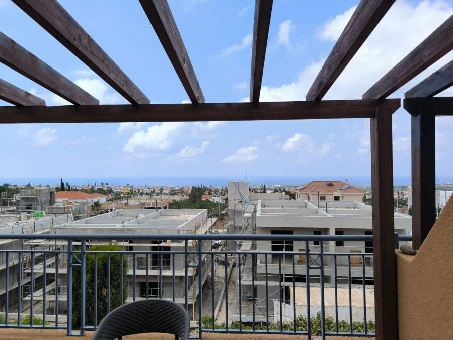 Apartment For Rent  in  Peyia