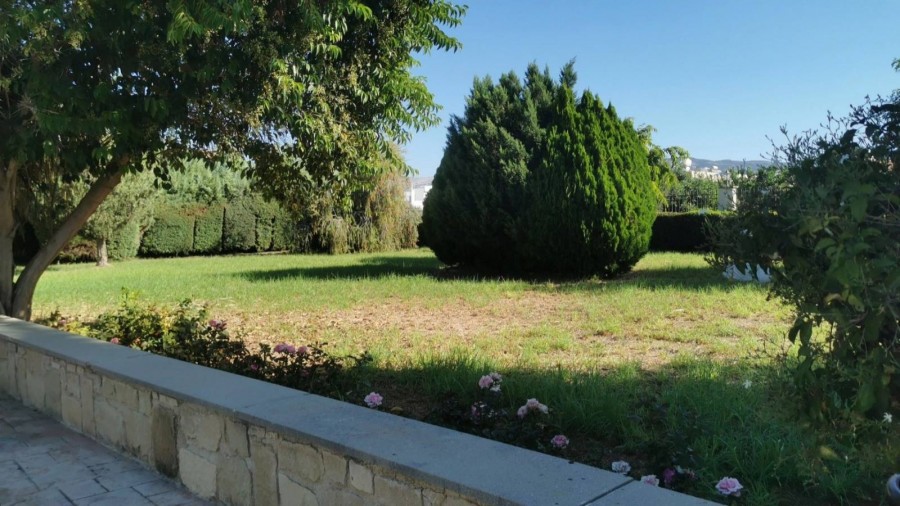 Detached Villa For Sale  in  Empa