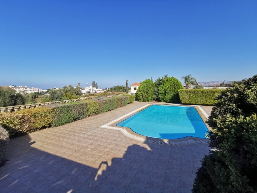 Detached Villa For Sale  in  Empa