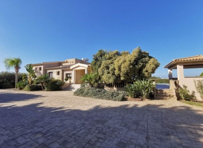 Empa, Paphos Detached Villa For Sale | WW12576