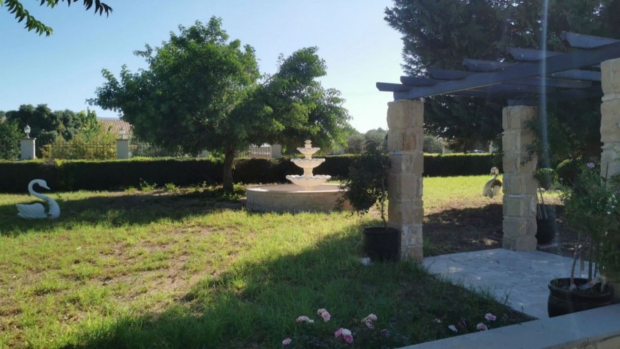 Detached Villa For Sale  in  Empa