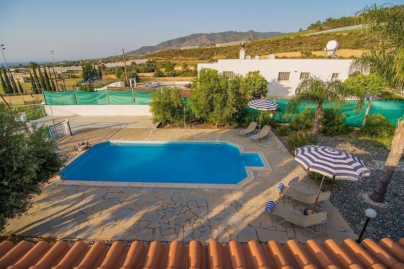 Bungalow For Rent  in  Agia Marina Chrysochous